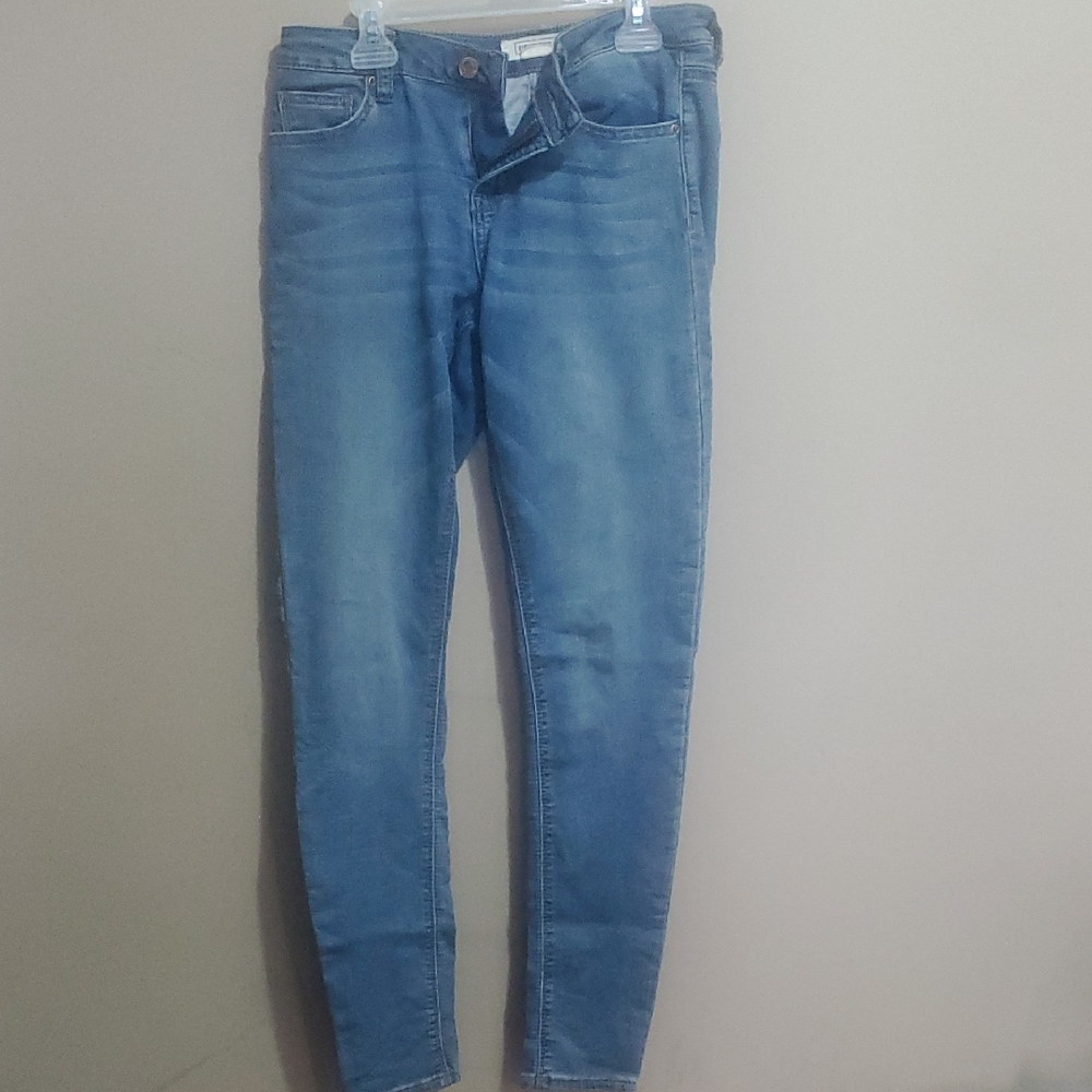 Eighty Two Women's Blue Jeans Size 3